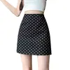 Saia midi de bolinhas pretas para mulheres, nova coleção outono/inverno 2026, cintura alta, saia evasê que afina, justa nos quadris, casual, saia curta versátil