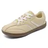 Zapatos de hombre talla grande para comercio exterior, Zapatillas casuales estilo alemán Temu para otoño, parte superior de cuero, blanco, casual, para pareja, antideslizantes, para correr, deportivas, zapatillas estilo Forrest Gump