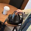 Bolsas de Couro Bovino de Primeira Camada Tingido Vegetal Bolsa de Mão Feminina Nova Moda de Luxo Bolsa Simples Almofada Bolsa de Mão Ombro Transversal