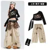 Figurino de dança jazz para meninas, conjunto moderno com estampa de leopardo e design assimétrico estiloso, perfeito para um desfile, roupa de dança de rua colada ao corpo para meninas