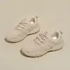 Ins estilo coreano zapatos nuevos para papá mujer 2026 otoño estudiante running deportes casual estilo callejero suela gruesa para aumentar altura Q3029