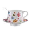Conjunto de xícara e pires de café em cerâmica com padrões florais em relevo, xícara de chá da tarde estilo europeu, caneca de alto valor para uso doméstico, item de presente