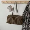 Bolsa de ombro minimalista de nova moda transfronteiriça, bolsa de axila de alta qualidade, bolsa almofada casual e versátil, bolsa de mão feminina