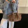 Bolso de Felpa Esponjoso para Mujer 2026 Nuevo Otoño/Invierno Popular Bolso de Hombro Único Gran Capacidad Bolso de Mujer para Viajes Diarios Bolso Tote de Axila