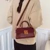 Bolsa Pequena Quadrada Patchwork Fosca 2026 Nova Nicho Retro Versátil Bolsa de Ombro Elegante para o Dia a Dia Transversal Bolsa de Mão