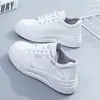 Nuevas Zapatillas Deportivas Casuales Blancas de Encaje de Caña Baja con Suela de Goma, Versátiles y de Moda, Transpirables, para el Uso Diario de Mujer, Primavera 2026