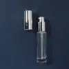 Frasco spray de vidro transparente de 15/30/50ml com cabeça de bomba prateada brilhante, frasco portátil para perfume, loção e óleo essencial