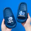 Pantuflas de verano para niños y niñas, antideslizantes, con suela suave y diseño de dinosaurios, para el baño