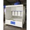 Gabinete de pulverización de polvo tipo colgante de corona, lámina de iluminación para gabinete de pulverización de polvo de chapa metálica, gabinete de pulverización de polvo de doble estación, personalizable