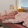 Conjunto Simples Macio Respirável Classe A de Quatro Peças Capa de Edredom de Verão Fronha Lençol Lençol com Elástico Roupa de Cama Dormitório Estudantil