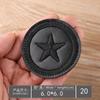 Yihui Couro Bordado Computadorizado Distintivo Bordado Adesivo de Tecido Preto Pequeno Distintivo Etiqueta Bordada Decoração de Roupas Patch de Reparo Decalque