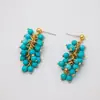 Pendientes de Uva Turquesa Azul Natural Estilo Nuevo Primavera y Verano para Mujer, con un Toque de Nicho, Fresco, Natural, de Alta Gama y un Encanto Vintage