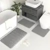 En stock Felpudo Acolchado Rayado de Coral Grueso para Piso Alfombrilla de Baño Alfombrilla para Piso de Inodoro con Forma de U Absorbente de Agua para Pies para Cabello