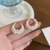 Novos Brincos de Argola Trançados com Pérolas Estilo Francês, Gentis e Elegantes, Nicho e Requintados para Mulheres, Versáteis para Rostos Redondos