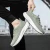 Sapatos Masculinos de Cabeça Larga e Sola Larga Tênis Leves para Corrida Malha Fina Respirável Sapatos Esportivos Mais Vendidos Confortáveis Unissex Sapatos Esportivos para Exterior