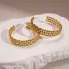 Brincos Redondos Largos Vazados de Metal com Pino de Prata Galvanizado a Ouro Real Brincos de Tarraxa Levemente Luxuosos de Alta Qualidade Brincos Transfronteiriços Europeus e Americanos para Mulheres