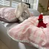 Juego de cuatro piezas 100% algodón algodón puro 2026 estilo nuevo sábana funda de edredón funda de almohada faldón de cama dormitorio universitario cama de estudiante juego de tres piezas