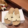 Chinelos Birkenstock para Mulheres, Novo Modelo Verão 2026, Estilo Francês de Luxo, Sandálias de Praia Planas Macias, Sandálias da Moda de Uma Tira