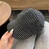 Chapéu de Jovem Repórter Listrado Retro Estilo Japonês da Moda para Mulheres, Chapéu Respirável com Proteção Solar para Primavera e Verão Que Faz o Rosto Parecer Menor
