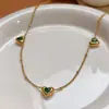 Moda Europea y Americana Sencillo Nicho Versátil Esmeralda Diamante Acero Inoxidable Círculo Corazón Collar Joyería para Mujer Sencillo y Versátil