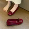 Primer Encuentro Primavera/Verano Zapatos de Salón Rojos de Charol de Punta Cuadrada con Lazo, Suela Suave, Aumento Interno de Altura, Zapatos de Abuela Versátiles