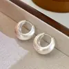Aretes de gota de agua cepillada para mujer, ear cuffs geométricos simples y sofisticados, modernos y versátiles, aretes creativos minimalistas de nicho