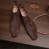 Botas Chelsea Femininas Quadradas de Cano Baixo 2026 Outono/Inverno Novas Versáteis Foscas Emagrecedoras Sola Lisa Moda Tendência