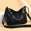 Bolsas de mano grandes al por mayor para mujer, nuevos bolsos de hombro casuales para señoras de mediana edad, bolsas para mamás, bandoleras versátiles, modernos