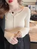 Camiseta base de punto negra para mujer, otoño e invierno, suéter de capa interior con tacto de alta gama, top ajustado de manga larga, adecuado para usar como prenda exterior, talla única