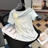 Camiseta de Manga Corta con Flores Tridimensionales para Mujer, Estilo Nuevo Verano 2026, Diseño Único, Corte Ajustado, Versátil, Top de Moda