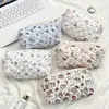 5424 Estuche Acolchado con Relieve de Dibujos Animados, Bolsa de Maquillaje de Mano, Bolsa de Almacenamiento de Gran Capacidad para Mujer, Estuche para Lápices de Papelería para Estudiante con Cremallera