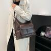Mochila retrô de alta qualidade feminina 2024 nova bolsa de ombro de textura popular de inverno bolsa de grande capacidade mochila