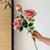 Pintura al Óleo Francesa Borde Quemado Rosa de 3 Cabezas Flor Artificial Flor Seca Ramo de Flores Falsas Decoración Decoración de Sala de Estar Accesorios para Fotos