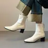 Botas retro nuevas de otoño e invierno para mujer, con tacón grueso, diseño elástico, ajuste ceñido y punta cuadrada pequeña, creando un look elegante y estiloso con tacones altos