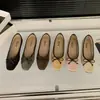 Zapatos planos de fondo plano para mujer, para ir al trabajo, punta cuadrada, bailarinas, boca poco profunda, gamuza, lazo, retro francés, slip-ons, nuevo estilo 2026