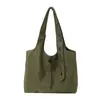 Bolso tote nuevo de gran capacidad 2026, bolso de hombro de nailon, bolso de mano casual y elegante, adecuado para estudiantes mujeres, para ir al trabajo y almacenamiento