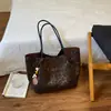 Bolso Tote Estampado de Leopardo para Mujer 2026 Nuevo para Viajes Diarios Gran Capacidad Bolso de Hombro Estilo Coreano Moda Bolso de Mano Versátil Bolso de Moda