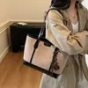 Bolso de Hombro Grande Retro Transfronterizo para Mujer 2025 Otoño e Invierno Nueva Moda Bolso de Axila de Gama Alta Bolso de Hombro para Viajes