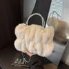Bolso individual exterior para mujer, nuevo bolso de hadas esponjoso de 2024, bolso de cadena plisado, bolso de mano esponjoso, bolso bandolera pequeño.