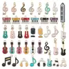 Set Mixto de 40 Colgantes de Joyería Musical con Goteo de Aceite con Guitarras, Violines, Pianos y Colgantes Dorados para Accesorios de Llavero DIY