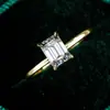 Anillo de cuatro garras esmeralda largo 1ct 1 quilate bañado en oro de 18k moissanita anillo de plata S925 niños transfronterizo