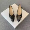 2026 Nuevo Estilo Primavera y Otoño Punta Fina Suela Suave para Mujer Calzado Plano de Punta Baja Versátil para Todas las Estaciones Estilo Coreano Zapatos para Mujer