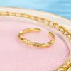 Anillo de Pescado Pequeño de Fila Única con Diamantes Brillantes de Nuevo Estilo, Diseño de Nicho, Simple y Versátil, Joyería Elegante y de Moda para el Viaje Diario de las Mujeres