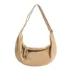 Bolsa de ombro fashion unissex, grande capacidade, versátil, estilo novo, adequada para o trajeto diário, com um design sofisticado e casual, uma bolsa tote única