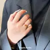 Anel Novo Modelo 2026 Banhado a Ouro com Glacê Brilhante, Sensação de Luxo de Nicho, Cravejado com Diamantes, Design de Anel Moderno, Único e Elegante