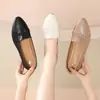 Zapatos de vestir Doudou, zapatos de mujer de punta fina, nuevo modelo otoño 2026, versátiles de tacón bajo, corte bajo, tacón grueso, suela blanda, cuero suave, zapatos tipo "mom" para mujer