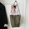 Bolsa Grande de Textura Fosca Retrô para Mulheres 2025 Novo Estilo Outono Inverno Bolsa de Ombro Simples Bolsa Transversal Tipo Balde
