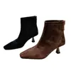 Botines de Tacón Aguja con Cremallera Trasera Retro para Mujer 2026 Otoño/Invierno Nuevos Botas Elásticas Adelgazantes de Ante con Punta Cuadrada Francesa