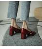 Zapatos Mary Jane de tacón alto y grueso para mujer, estilo retro de primavera y verano, nuevos zapatos de una sola capa, zapatos de cuero con punta cuadrada estilo francés Hepburn