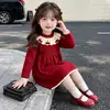 Conjunto de otoño e invierno para niña 2026 nuevo vestido infantil elegante y moderno para bebés, se ve genial en otoño e invierno
